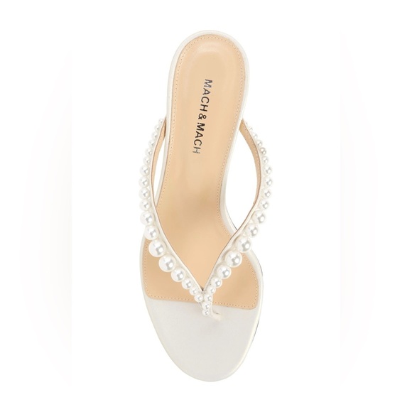 NWT Mach & Mach - Exclusive Sirène Pearl-Embellished Leather Thong Mules - Picture 3 of 11